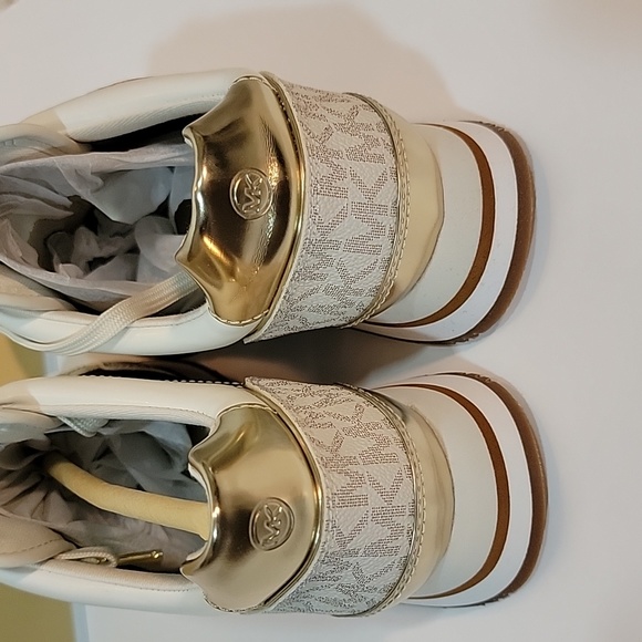 MICHAEL KORS | Maddy Trainer MK Logo - Picture 4 of 5